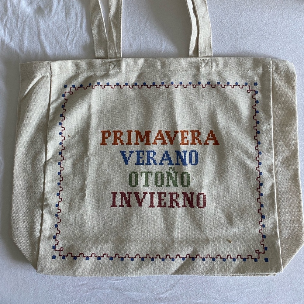 Seasonal Sézane Canvas Tote Bag, rare! Collab with designer of Aprés ski